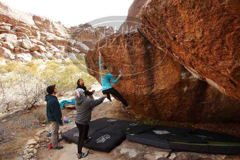 Bouldering in Hueco Tanks on 12/19/2019 with Blue Lizard Climbing and Yoga

Filename: SRM_20191219_1241570.jpg
Aperture: f/7.1
Shutter Speed: 1/250
Body: Canon EOS-1D Mark II
Lens: Canon EF 16-35mm f/2.8 L