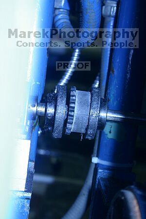 

Filename: img_2624_std.jpg
Aperture: f/5.6
Shutter Speed: 1/125
Body: Canon EOS DIGITAL REBEL
Lens: Canon EF-S 18-55mm f/3.5-5.6