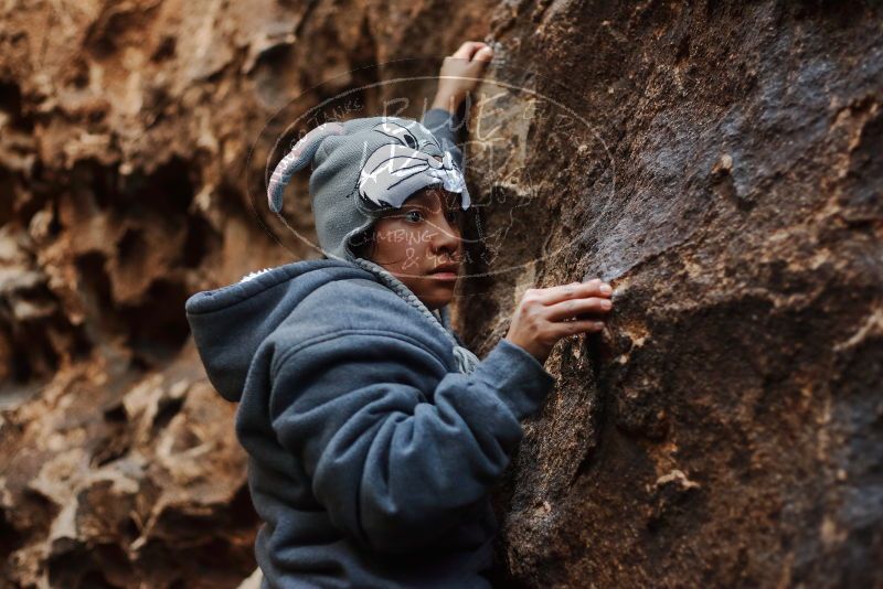 Bouldering in Hueco Tanks on 12/19/2019 with Blue Lizard Climbing and Yoga

Filename: SRM_20191219_1647130.jpg
Aperture: f/2.5
Shutter Speed: 1/100
Body: Canon EOS-1D Mark II
Lens: Canon EF 50mm f/1.8 II