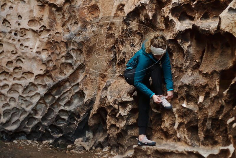 Bouldering in Hueco Tanks on 12/19/2019 with Blue Lizard Climbing and Yoga

Filename: SRM_20191219_1648400.jpg
Aperture: f/2.2
Shutter Speed: 1/100
Body: Canon EOS-1D Mark II
Lens: Canon EF 50mm f/1.8 II