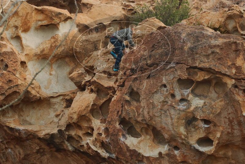 Bouldering in Hueco Tanks on 12/23/2019 with Blue Lizard Climbing and Yoga

Filename: SRM_20191223_1046350.jpg
Aperture: f/5.6
Shutter Speed: 1/500
Body: Canon EOS-1D Mark II
Lens: Canon EF 50mm f/1.8 II