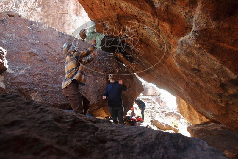 Bouldering in Hueco Tanks on 12/23/2019 with Blue Lizard Climbing and Yoga

Filename: SRM_20191223_1350160.jpg
Aperture: f/5.0
Shutter Speed: 1/250
Body: Canon EOS-1D Mark II
Lens: Canon EF 16-35mm f/2.8 L