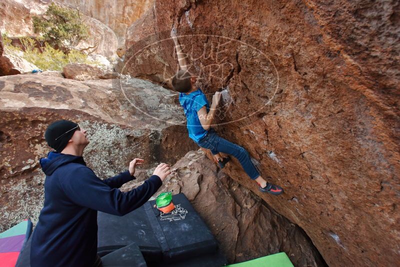 Bouldering in Hueco Tanks on 12/23/2019 with Blue Lizard Climbing and Yoga

Filename: SRM_20191223_1451180.jpg
Aperture: f/5.6
Shutter Speed: 1/250
Body: Canon EOS-1D Mark II
Lens: Canon EF 16-35mm f/2.8 L