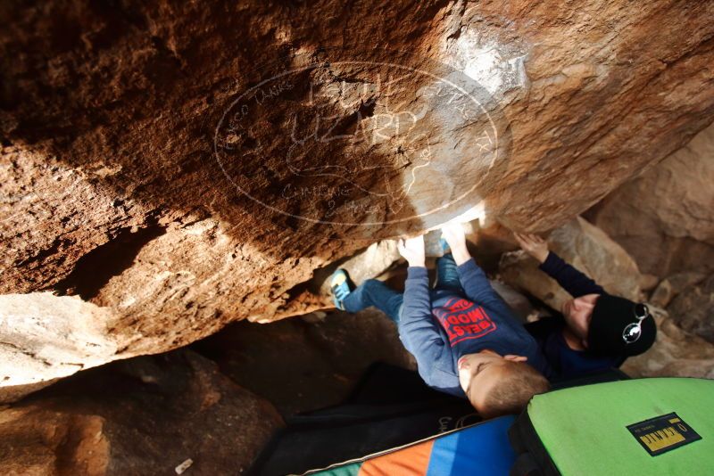 Bouldering in Hueco Tanks on 12/23/2019 with Blue Lizard Climbing and Yoga

Filename: SRM_20191223_1520550.jpg
Aperture: f/4.0
Shutter Speed: 1/250
Body: Canon EOS-1D Mark II
Lens: Canon EF 16-35mm f/2.8 L