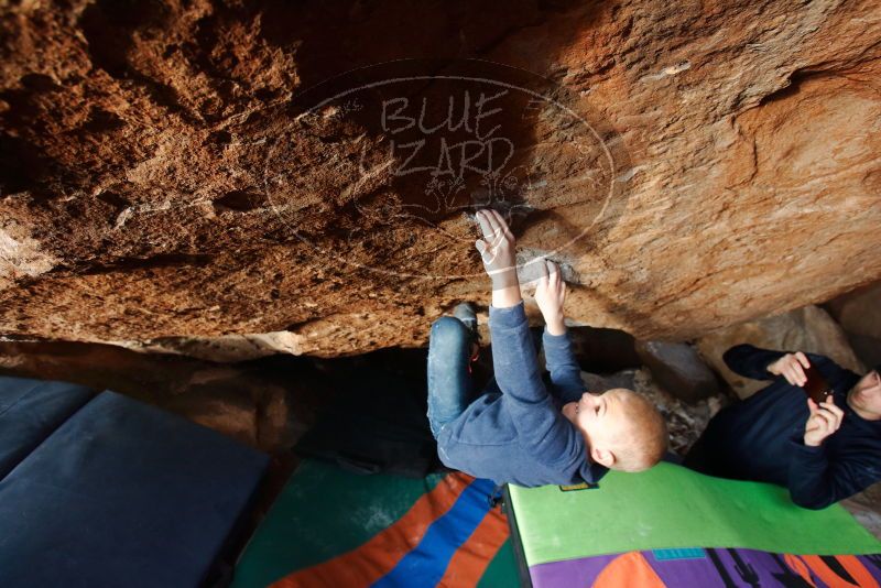 Bouldering in Hueco Tanks on 12/23/2019 with Blue Lizard Climbing and Yoga

Filename: SRM_20191223_1547170.jpg
Aperture: f/4.5
Shutter Speed: 1/250
Body: Canon EOS-1D Mark II
Lens: Canon EF 16-35mm f/2.8 L