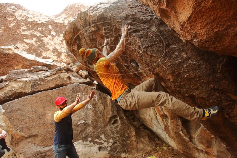 Bouldering in Hueco Tanks on 12/24/2019 with Blue Lizard Climbing and Yoga

Filename: SRM_20191224_1141201.jpg
Aperture: f/5.6
Shutter Speed: 1/250
Body: Canon EOS-1D Mark II
Lens: Canon EF 16-35mm f/2.8 L