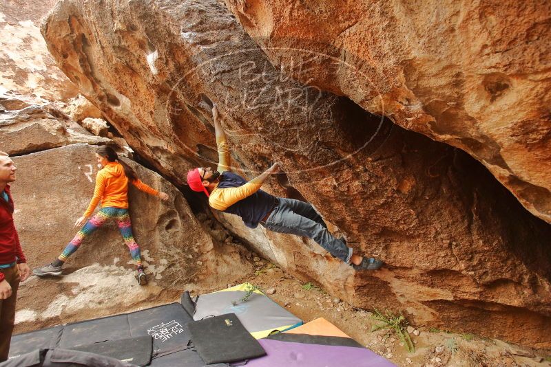Bouldering in Hueco Tanks on 12/24/2019 with Blue Lizard Climbing and Yoga

Filename: SRM_20191224_1146321.jpg
Aperture: f/4.0
Shutter Speed: 1/250
Body: Canon EOS-1D Mark II
Lens: Canon EF 16-35mm f/2.8 L