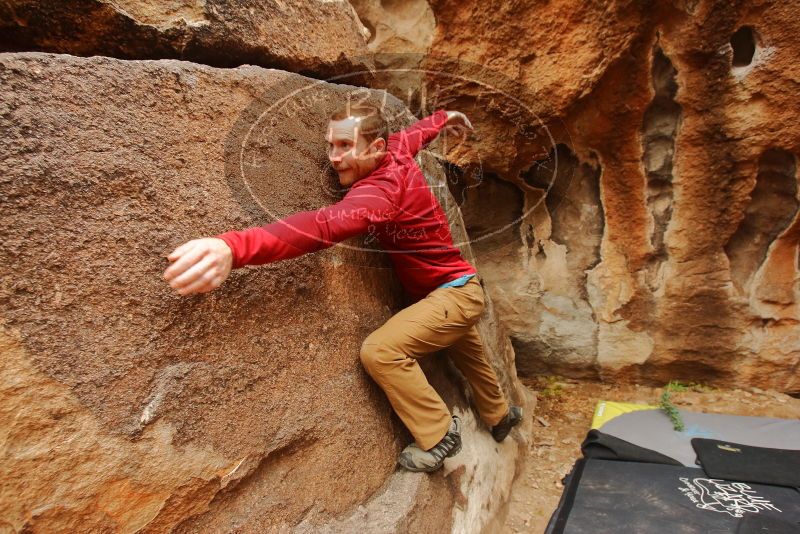 Bouldering in Hueco Tanks on 12/24/2019 with Blue Lizard Climbing and Yoga

Filename: SRM_20191224_1149230.jpg
Aperture: f/5.0
Shutter Speed: 1/250
Body: Canon EOS-1D Mark II
Lens: Canon EF 16-35mm f/2.8 L