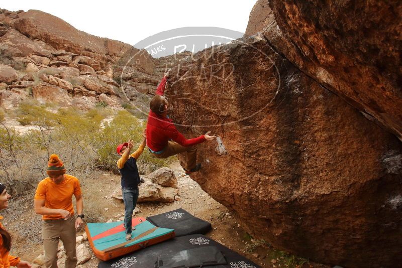Bouldering in Hueco Tanks on 12/24/2019 with Blue Lizard Climbing and Yoga

Filename: SRM_20191224_1159550.jpg
Aperture: f/8.0
Shutter Speed: 1/250
Body: Canon EOS-1D Mark II
Lens: Canon EF 16-35mm f/2.8 L