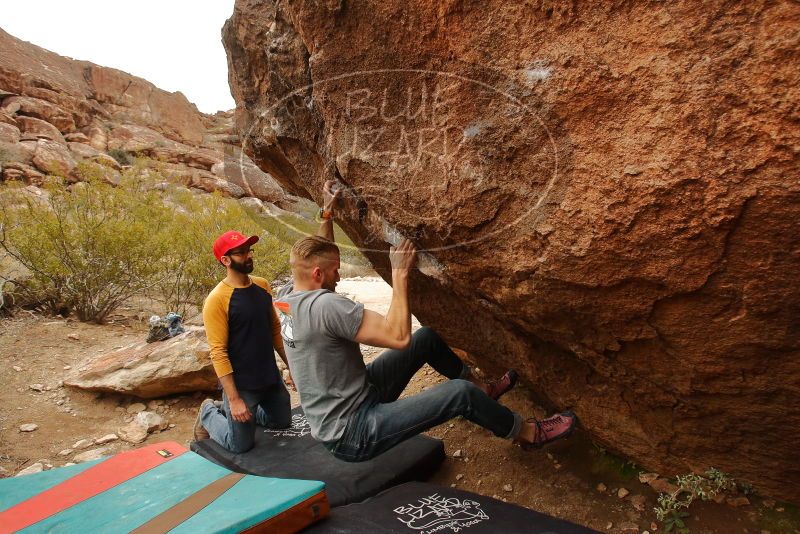 Bouldering in Hueco Tanks on 12/24/2019 with Blue Lizard Climbing and Yoga

Filename: SRM_20191224_1202180.jpg
Aperture: f/6.3
Shutter Speed: 1/320
Body: Canon EOS-1D Mark II
Lens: Canon EF 16-35mm f/2.8 L