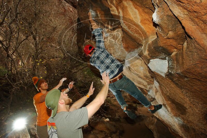 Bouldering in Hueco Tanks on 12/24/2019 with Blue Lizard Climbing and Yoga

Filename: SRM_20191224_1327150.jpg
Aperture: f/8.0
Shutter Speed: 1/250
Body: Canon EOS-1D Mark II
Lens: Canon EF 16-35mm f/2.8 L