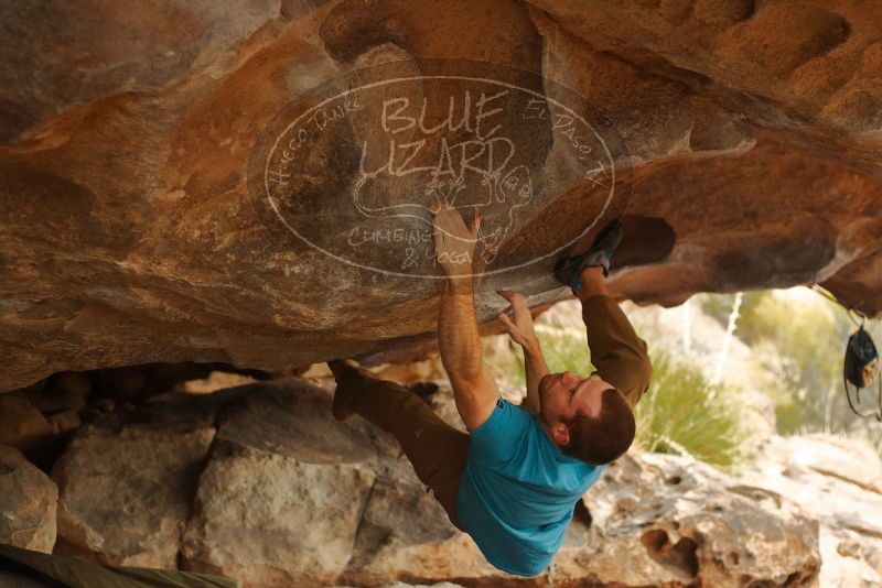 Bouldering in Hueco Tanks on 12/24/2019 with Blue Lizard Climbing and Yoga

Filename: SRM_20191224_1602190.jpg
Aperture: f/3.2
Shutter Speed: 1/250
Body: Canon EOS-1D Mark II
Lens: Canon EF 50mm f/1.8 II