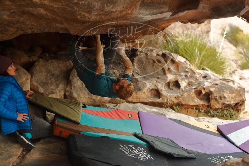 Bouldering in Hueco Tanks on 12/24/2019 with Blue Lizard Climbing and Yoga

Filename: SRM_20191224_1611030.jpg
Aperture: f/2.8
Shutter Speed: 1/200
Body: Canon EOS-1D Mark II
Lens: Canon EF 50mm f/1.8 II