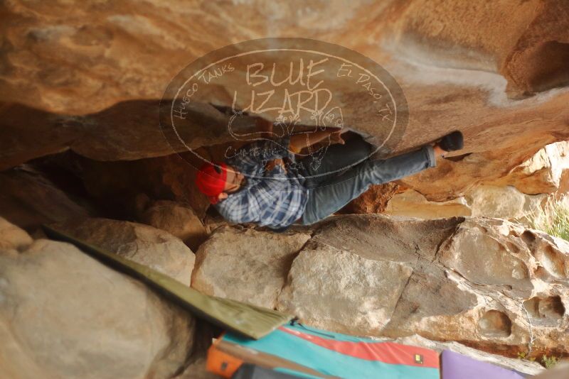 Bouldering in Hueco Tanks on 12/24/2019 with Blue Lizard Climbing and Yoga

Filename: SRM_20191224_1616210.jpg
Aperture: f/2.0
Shutter Speed: 1/200
Body: Canon EOS-1D Mark II
Lens: Canon EF 50mm f/1.8 II