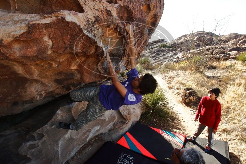 Bouldering in Hueco Tanks on 12/26/2019 with Blue Lizard Climbing and Yoga

Filename: SRM_20191226_1134260.jpg
Aperture: f/6.3
Shutter Speed: 1/500
Body: Canon EOS-1D Mark II
Lens: Canon EF 16-35mm f/2.8 L