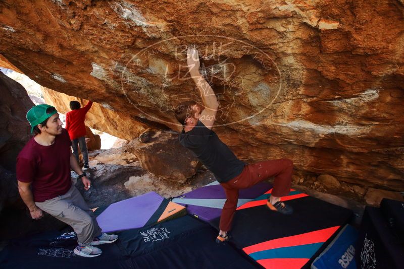 Bouldering in Hueco Tanks on 12/26/2019 with Blue Lizard Climbing and Yoga

Filename: SRM_20191226_1557100.jpg
Aperture: f/4.0
Shutter Speed: 1/250
Body: Canon EOS-1D Mark II
Lens: Canon EF 16-35mm f/2.8 L