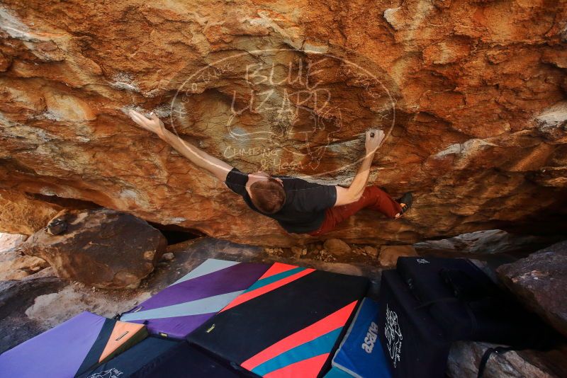 Bouldering in Hueco Tanks on 12/26/2019 with Blue Lizard Climbing and Yoga

Filename: SRM_20191226_1600150.jpg
Aperture: f/4.5
Shutter Speed: 1/250
Body: Canon EOS-1D Mark II
Lens: Canon EF 16-35mm f/2.8 L