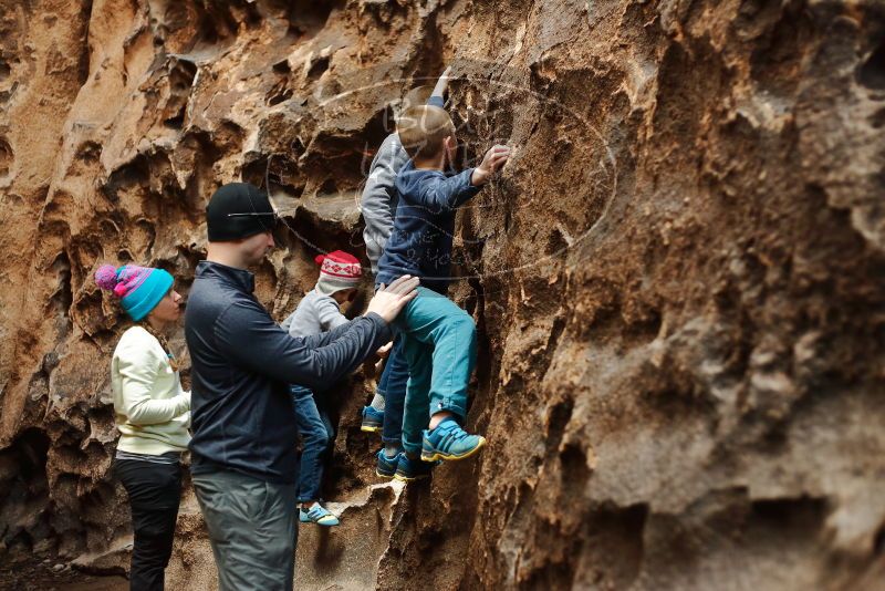Bouldering in Hueco Tanks on 12/27/2019 with Blue Lizard Climbing and Yoga

Filename: SRM_20191227_1603480.jpg
Aperture: f/2.5
Shutter Speed: 1/200
Body: Canon EOS-1D Mark II
Lens: Canon EF 50mm f/1.8 II