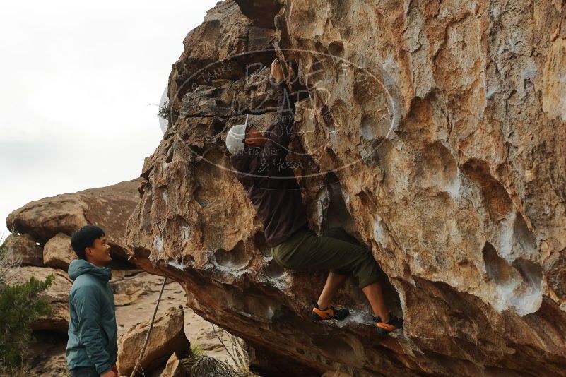 Bouldering in Hueco Tanks on 12/28/2019 with Blue Lizard Climbing and Yoga

Filename: SRM_20191228_1106130.jpg
Aperture: f/5.0
Shutter Speed: 1/250
Body: Canon EOS-1D Mark II
Lens: Canon EF 50mm f/1.8 II