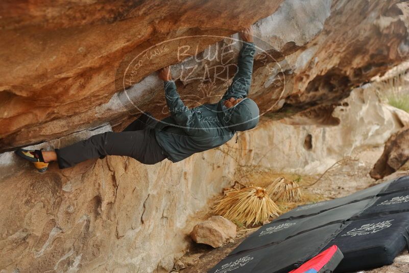 Bouldering in Hueco Tanks on 12/28/2019 with Blue Lizard Climbing and Yoga

Filename: SRM_20191228_1248530.jpg
Aperture: f/3.5
Shutter Speed: 1/400
Body: Canon EOS-1D Mark II
Lens: Canon EF 50mm f/1.8 II