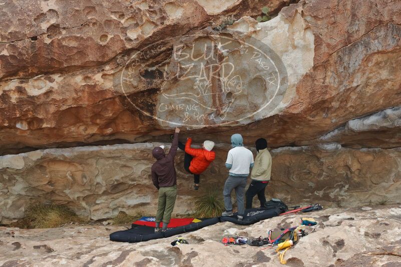 Bouldering in Hueco Tanks on 12/28/2019 with Blue Lizard Climbing and Yoga

Filename: SRM_20191228_1312110.jpg
Aperture: f/5.0
Shutter Speed: 1/400
Body: Canon EOS-1D Mark II
Lens: Canon EF 50mm f/1.8 II