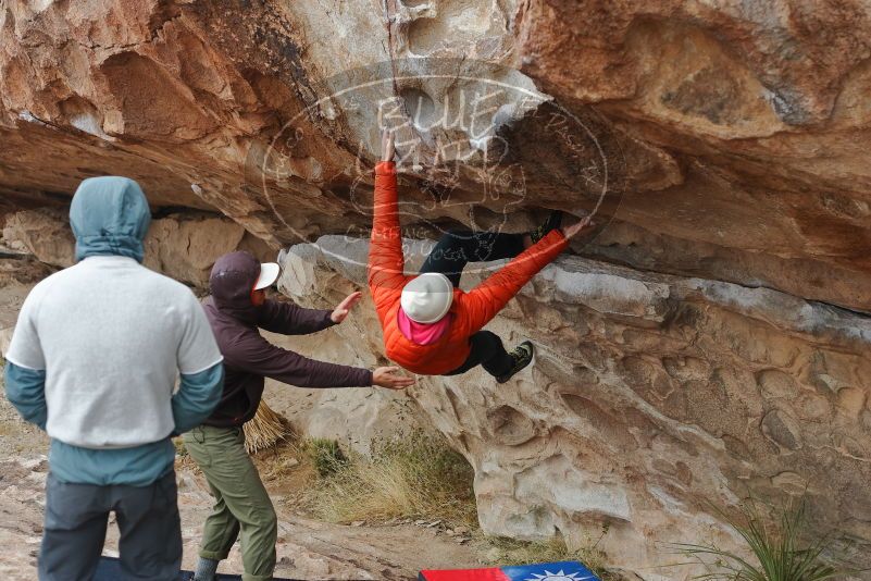 Bouldering in Hueco Tanks on 12/28/2019 with Blue Lizard Climbing and Yoga

Filename: SRM_20191228_1328360.jpg
Aperture: f/4.0
Shutter Speed: 1/400
Body: Canon EOS-1D Mark II
Lens: Canon EF 50mm f/1.8 II