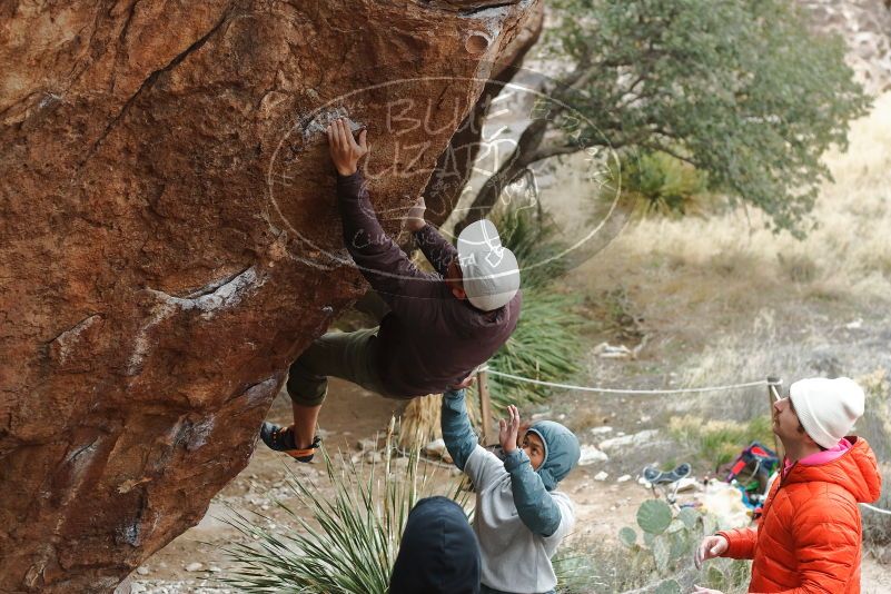 Bouldering in Hueco Tanks on 12/28/2019 with Blue Lizard Climbing and Yoga

Filename: SRM_20191228_1453070.jpg
Aperture: f/3.5
Shutter Speed: 1/250
Body: Canon EOS-1D Mark II
Lens: Canon EF 50mm f/1.8 II