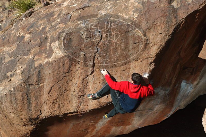 Bouldering in Hueco Tanks on 12/29/2019 with Blue Lizard Climbing and Yoga

Filename: SRM_20191229_1157220.jpg
Aperture: f/5.6
Shutter Speed: 1/250
Body: Canon EOS-1D Mark II
Lens: Canon EF 50mm f/1.8 II