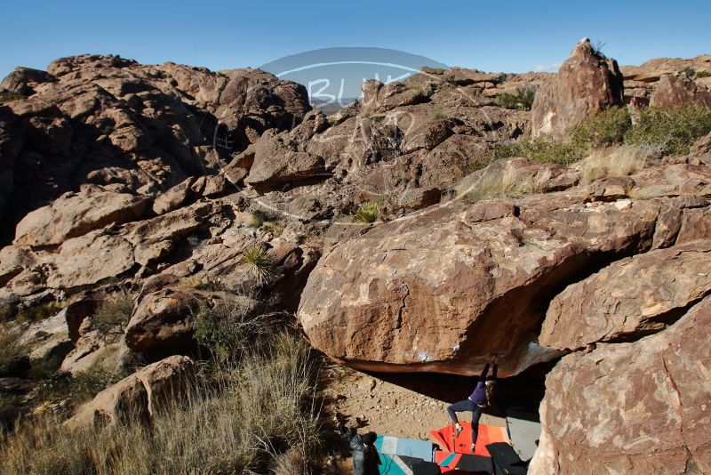 Bouldering in Hueco Tanks on 12/29/2019 with Blue Lizard Climbing and Yoga

Filename: SRM_20191229_1240050.jpg
Aperture: f/8.0
Shutter Speed: 1/250
Body: Canon EOS-1D Mark II
Lens: Canon EF 16-35mm f/2.8 L