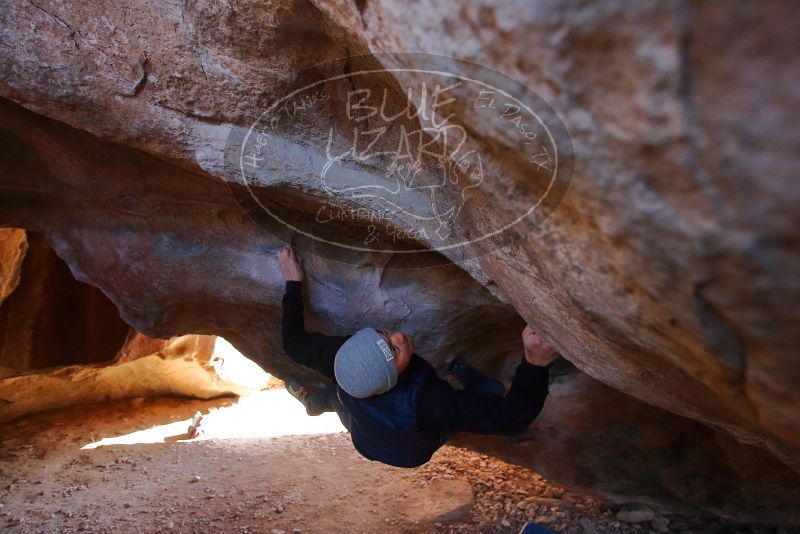 Bouldering in Hueco Tanks on 12/29/2019 with Blue Lizard Climbing and Yoga

Filename: SRM_20191229_1441320.jpg
Aperture: f/4.0
Shutter Speed: 1/250
Body: Canon EOS-1D Mark II
Lens: Canon EF 16-35mm f/2.8 L