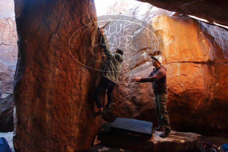 Bouldering in Hueco Tanks on 12/30/2019 with Blue Lizard Climbing and Yoga

Filename: SRM_20191230_1147290.jpg
Aperture: f/3.2
Shutter Speed: 1/250
Body: Canon EOS-1D Mark II
Lens: Canon EF 16-35mm f/2.8 L