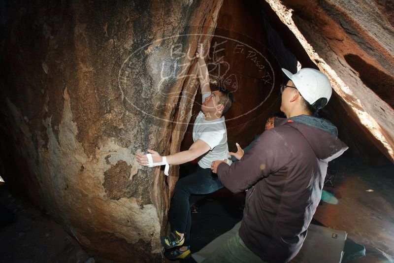Bouldering in Hueco Tanks on 12/30/2019 with Blue Lizard Climbing and Yoga

Filename: SRM_20191230_1204480.jpg
Aperture: f/5.6
Shutter Speed: 1/250
Body: Canon EOS-1D Mark II
Lens: Canon EF 16-35mm f/2.8 L
