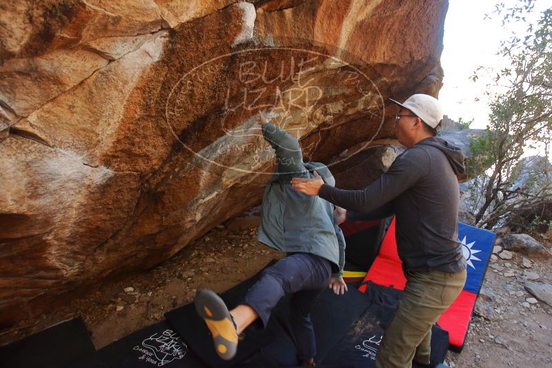 Bouldering in Hueco Tanks on 12/30/2019 with Blue Lizard Climbing and Yoga

Filename: SRM_20191230_1326362.jpg
Aperture: f/4.0
Shutter Speed: 1/250
Body: Canon EOS-1D Mark II
Lens: Canon EF 16-35mm f/2.8 L