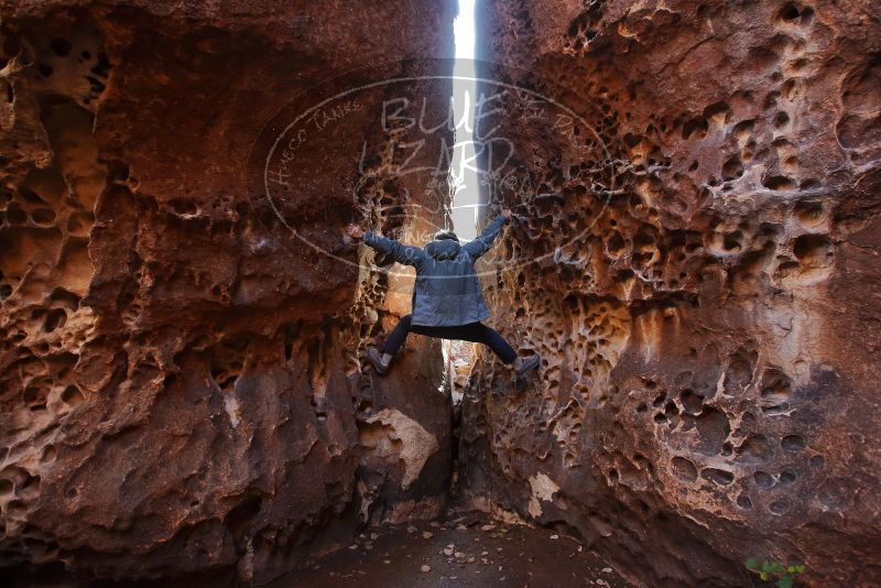 Bouldering in Hueco Tanks on 12/30/2019 with Blue Lizard Climbing and Yoga

Filename: SRM_20191230_1511590.jpg
Aperture: f/4.0
Shutter Speed: 1/100
Body: Canon EOS-1D Mark II
Lens: Canon EF 16-35mm f/2.8 L