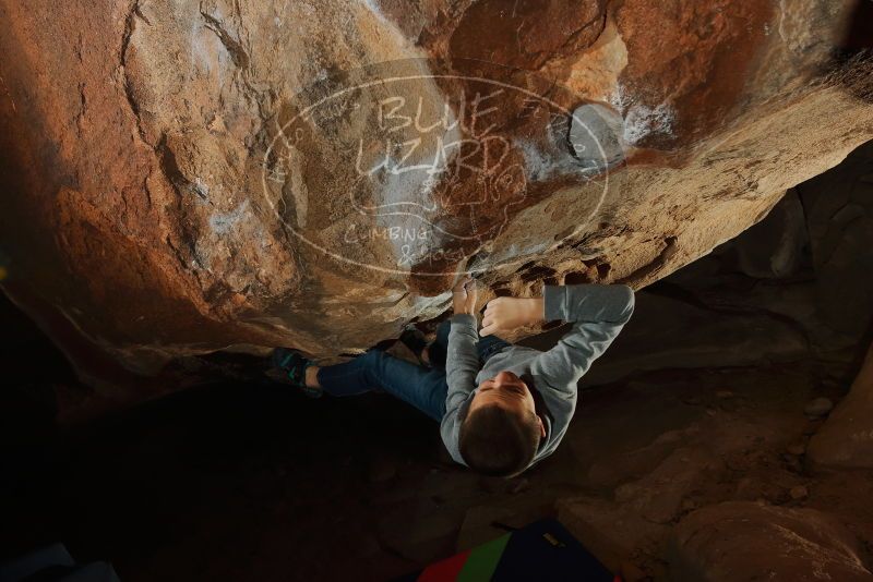 Bouldering in Hueco Tanks on 12/31/2019 with Blue Lizard Climbing and Yoga

Filename: SRM_20191231_1310350.jpg
Aperture: f/8.0
Shutter Speed: 1/250
Body: Canon EOS-1D Mark II
Lens: Canon EF 16-35mm f/2.8 L