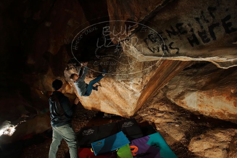 Bouldering in Hueco Tanks on 12/31/2019 with Blue Lizard Climbing and Yoga

Filename: SRM_20191231_1714070.jpg
Aperture: f/8.0
Shutter Speed: 1/250
Body: Canon EOS-1D Mark II
Lens: Canon EF 16-35mm f/2.8 L