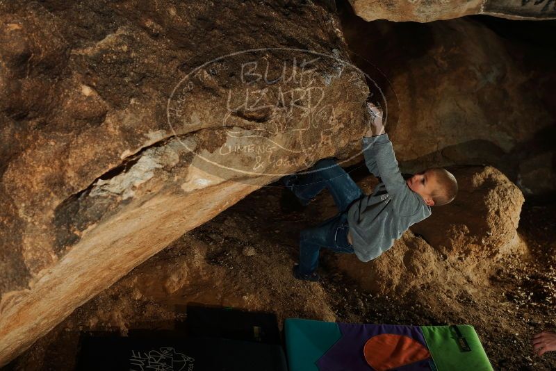 Bouldering in Hueco Tanks on 12/31/2019 with Blue Lizard Climbing and Yoga

Filename: SRM_20191231_1726330.jpg
Aperture: f/5.6
Shutter Speed: 1/250
Body: Canon EOS-1D Mark II
Lens: Canon EF 50mm f/1.8 II