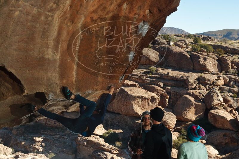 Bouldering in Hueco Tanks on 01/01/2020 with Blue Lizard Climbing and Yoga

Filename: SRM_20200101_1142450.jpg
Aperture: f/8.0
Shutter Speed: 1/250
Body: Canon EOS-1D Mark II
Lens: Canon EF 50mm f/1.8 II