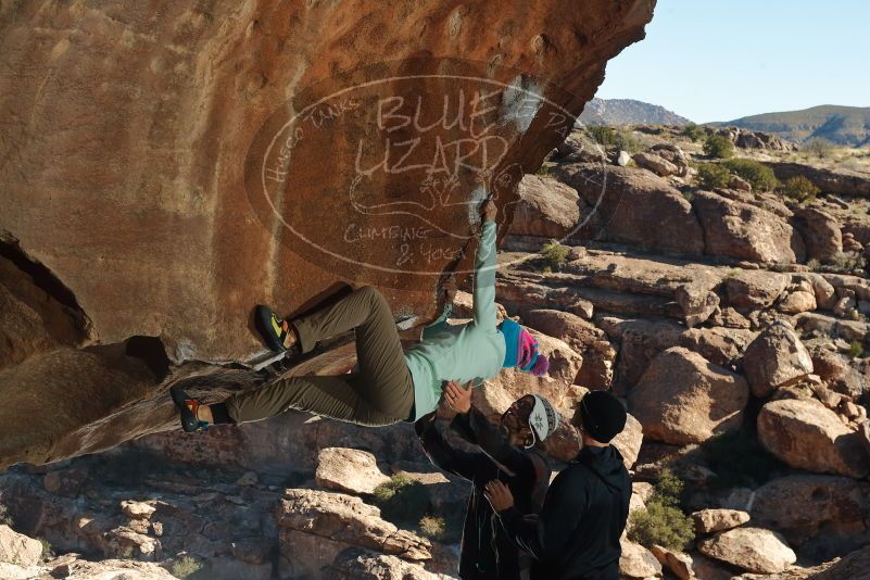 Bouldering in Hueco Tanks on 01/01/2020 with Blue Lizard Climbing and Yoga

Filename: SRM_20200101_1144080.jpg
Aperture: f/8.0
Shutter Speed: 1/250
Body: Canon EOS-1D Mark II
Lens: Canon EF 50mm f/1.8 II