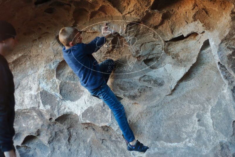 Bouldering in Hueco Tanks on 01/01/2020 with Blue Lizard Climbing and Yoga
Filename: SRM_20200101_1554210.jpg
Aperture: f/2.5
Shutter Speed: 1/250
Body: Canon EOS-1D Mark II
Lens: Canon EF 50mm f/1.8 II