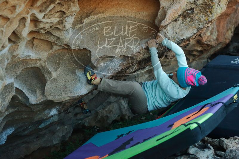 Bouldering in Hueco Tanks on 01/01/2020 with Blue Lizard Climbing and Yoga

Filename: SRM_20200101_1623120.jpg
Aperture: f/4.0
Shutter Speed: 1/320
Body: Canon EOS-1D Mark II
Lens: Canon EF 50mm f/1.8 II