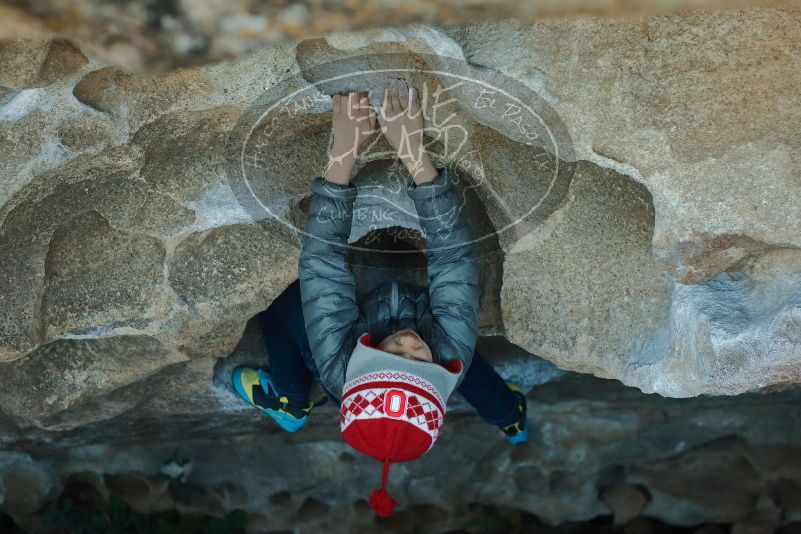 Bouldering in Hueco Tanks on 01/01/2020 with Blue Lizard Climbing and Yoga

Filename: SRM_20200101_1644121.jpg
Aperture: f/3.5
Shutter Speed: 1/250
Body: Canon EOS-1D Mark II
Lens: Canon EF 50mm f/1.8 II