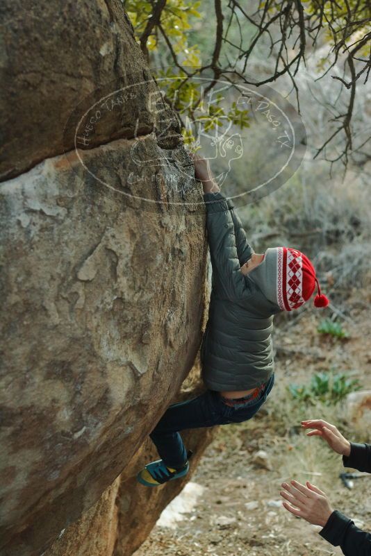 Bouldering in Hueco Tanks on 01/01/2020 with Blue Lizard Climbing and Yoga

Filename: SRM_20200101_1755030.jpg
Aperture: f/3.2
Shutter Speed: 1/200
Body: Canon EOS-1D Mark II
Lens: Canon EF 50mm f/1.8 II