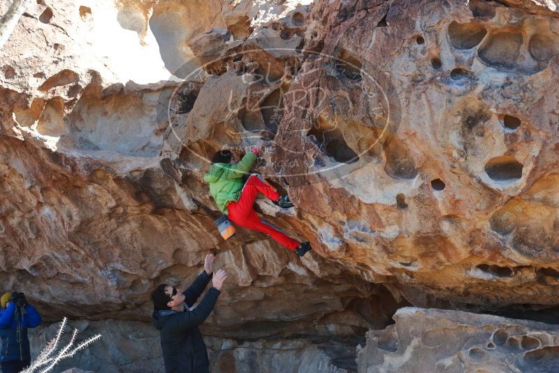 Bouldering in Hueco Tanks on 01/03/2020 with Blue Lizard Climbing and Yoga

Filename: SRM_20200103_1147410.jpg
Aperture: f/5.0
Shutter Speed: 1/250
Body: Canon EOS-1D Mark II
Lens: Canon EF 50mm f/1.8 II