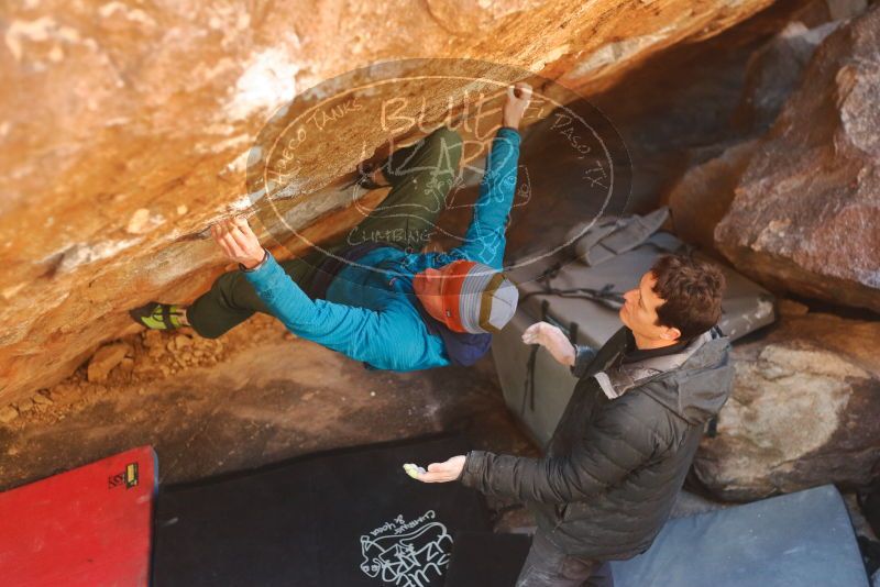 Bouldering in Hueco Tanks on 01/03/2020 with Blue Lizard Climbing and Yoga

Filename: SRM_20200103_1619511.jpg
Aperture: f/2.8
Shutter Speed: 1/250
Body: Canon EOS-1D Mark II
Lens: Canon EF 50mm f/1.8 II