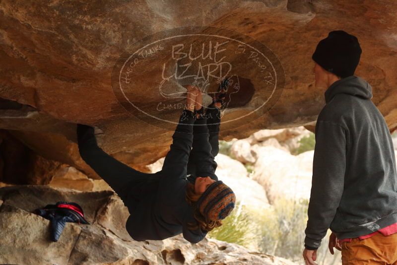 Bouldering in Hueco Tanks on 01/02/2020 with Blue Lizard Climbing and Yoga

Filename: SRM_20200102_1120570.jpg
Aperture: f/4.5
Shutter Speed: 1/250
Body: Canon EOS-1D Mark II
Lens: Canon EF 50mm f/1.8 II