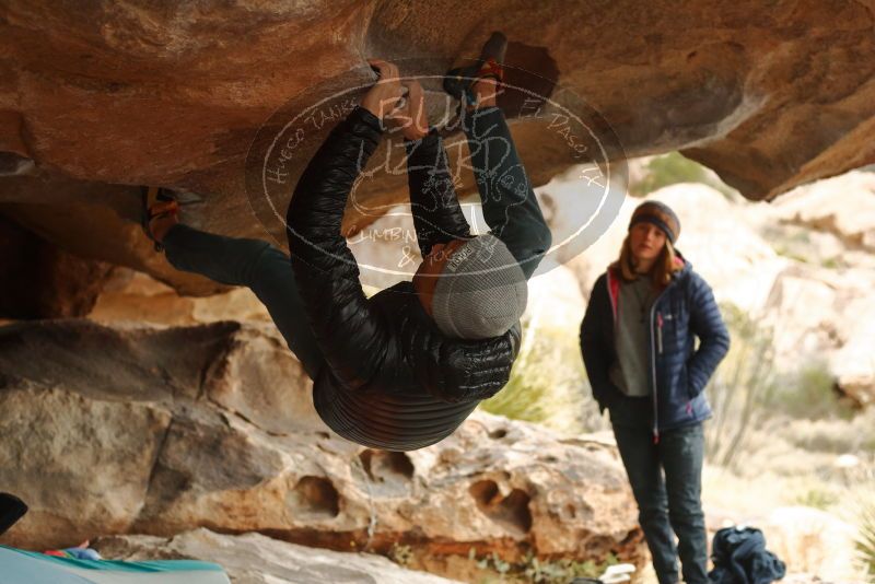 Bouldering in Hueco Tanks on 01/02/2020 with Blue Lizard Climbing and Yoga

Filename: SRM_20200102_1144030.jpg
Aperture: f/3.2
Shutter Speed: 1/250
Body: Canon EOS-1D Mark II
Lens: Canon EF 50mm f/1.8 II