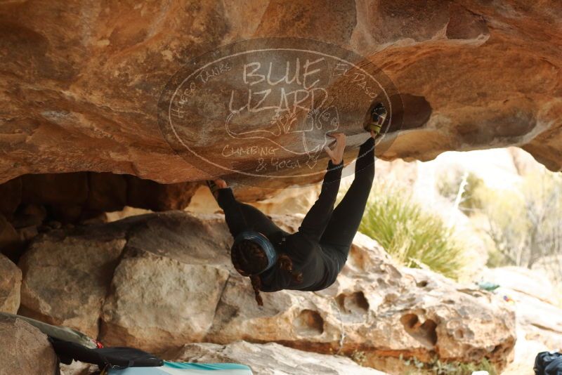 Bouldering in Hueco Tanks on 01/02/2020 with Blue Lizard Climbing and Yoga

Filename: SRM_20200102_1150580.jpg
Aperture: f/3.2
Shutter Speed: 1/250
Body: Canon EOS-1D Mark II
Lens: Canon EF 50mm f/1.8 II