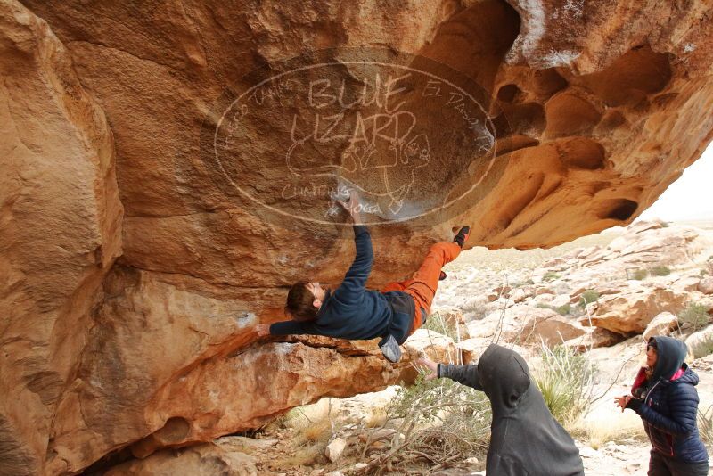 Bouldering in Hueco Tanks on 01/02/2020 with Blue Lizard Climbing and Yoga

Filename: SRM_20200102_1319160.jpg
Aperture: f/5.0
Shutter Speed: 1/250
Body: Canon EOS-1D Mark II
Lens: Canon EF 16-35mm f/2.8 L