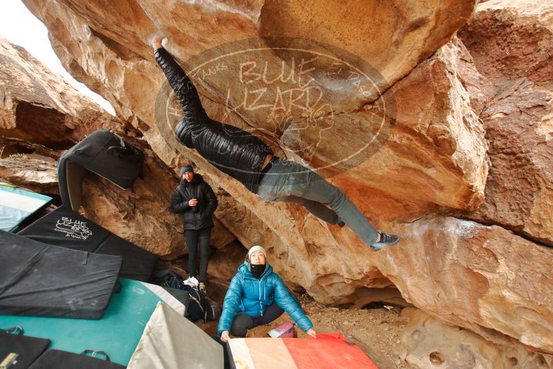 Bouldering in Hueco Tanks on 01/02/2020 with Blue Lizard Climbing and Yoga

Filename: SRM_20200102_1331560.jpg
Aperture: f/3.5
Shutter Speed: 1/250
Body: Canon EOS-1D Mark II
Lens: Canon EF 16-35mm f/2.8 L